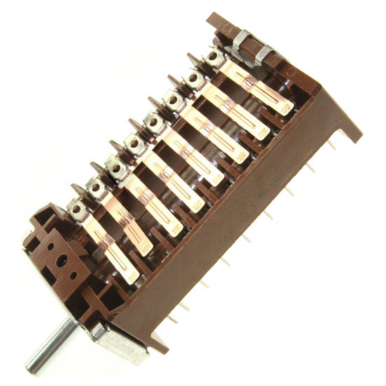 Commutateur C110025A8