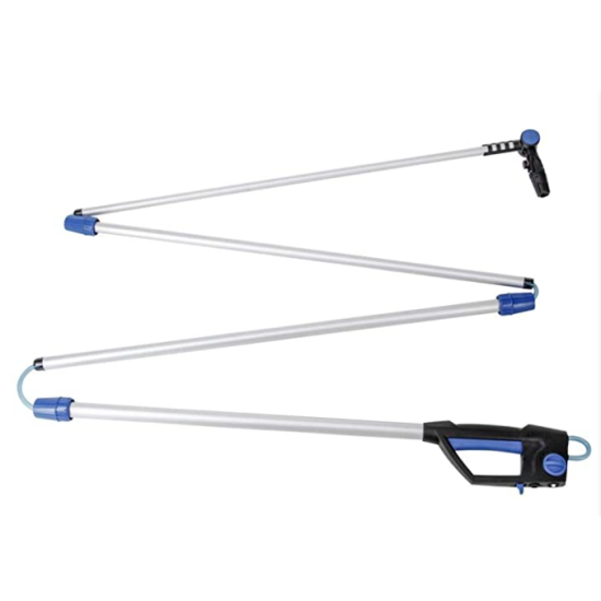 Nettoyeur de toit 128470040