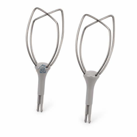 2 fouets en métal KW665240