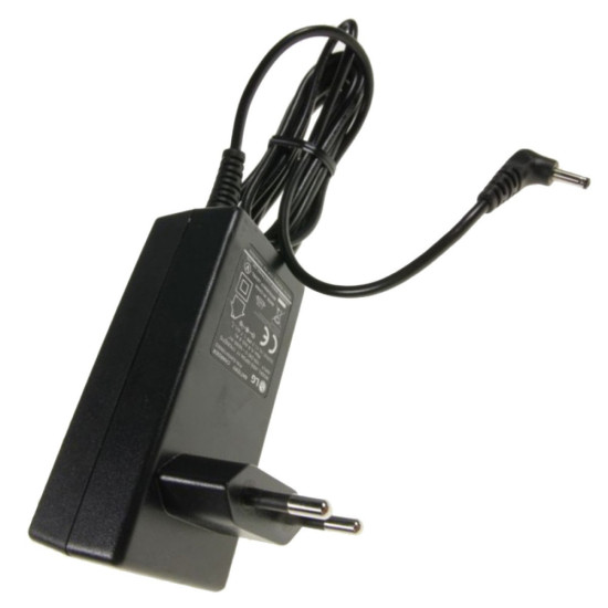 Adaptateur secteur EAY64188603
